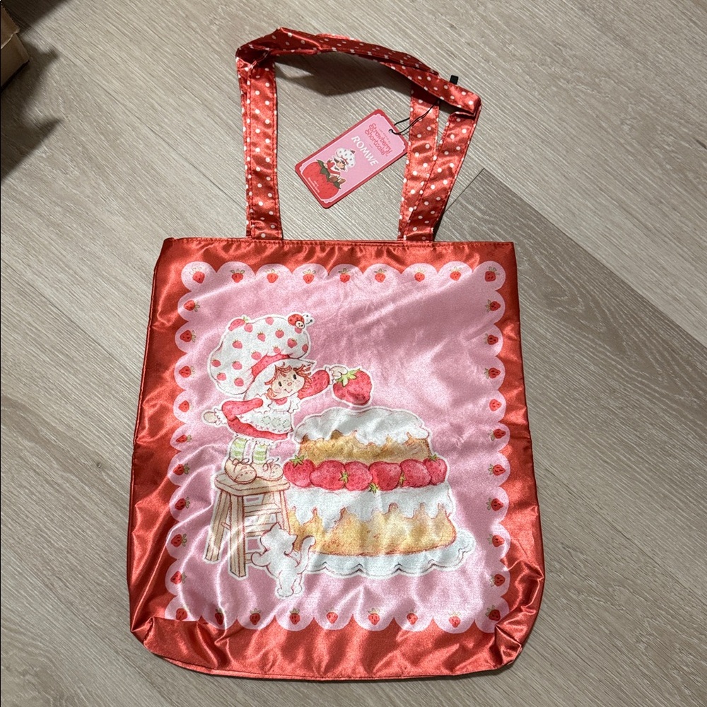 Strawberry Shortcake Satin Oversized Tote Bag NEW 🏷️